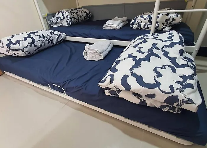 Amazing 2 Bedrooms, Near Mrt Ratchada,