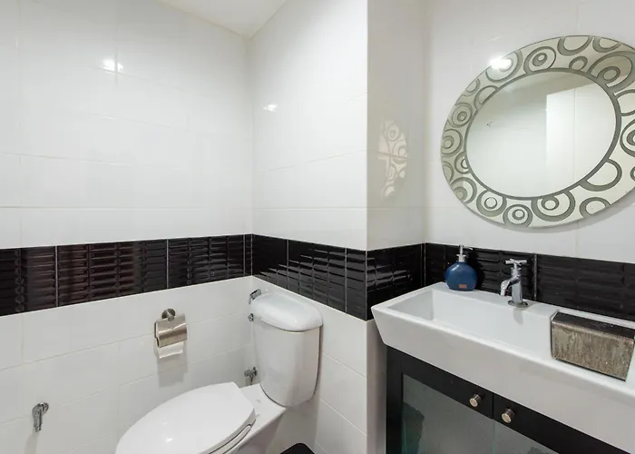 아파트 Amazing 2 Bedrooms, Near Mrt Ratchada, 방콕