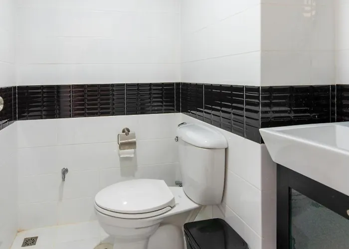 Amazing 2 Bedrooms, Near Mrt Ratchada, 아파트