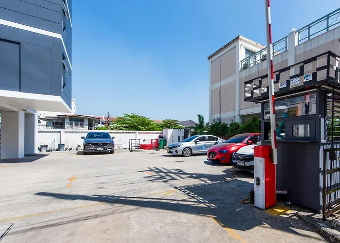 아파트 Amazing 2 Bedrooms, Near Mrt Ratchada, 방콕